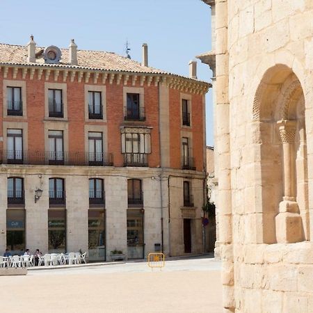 Tirso De Molina Hotel Almazán Екстериор снимка